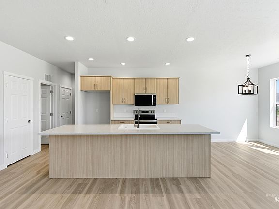 3rd image of 16520 Dunning Way