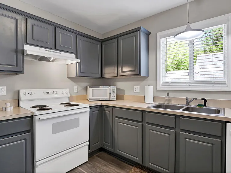 6328 Wrightsville Ave #G4 — Photo 9
