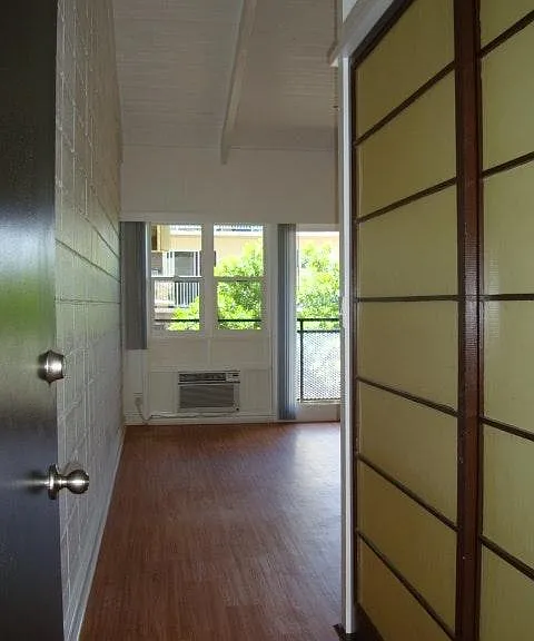1060 Lunalilo St #E — Photo 2