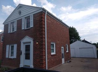 218 Cole Ave, Rockford, IL 61102