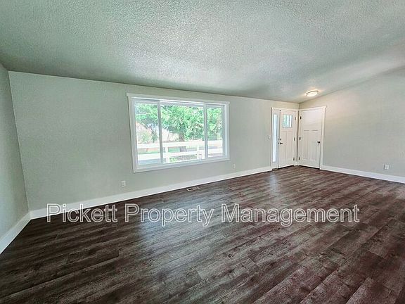 5th image of 10590 NW Contact Ct