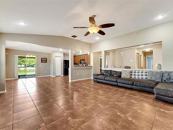 5th image of 5204 Moon Shell Dr