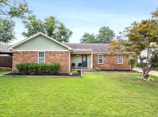 7101 Hillshire Dr, Bartlett, TN 38133