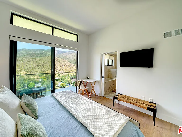 6208 Tapia Dr #B — Photo 7