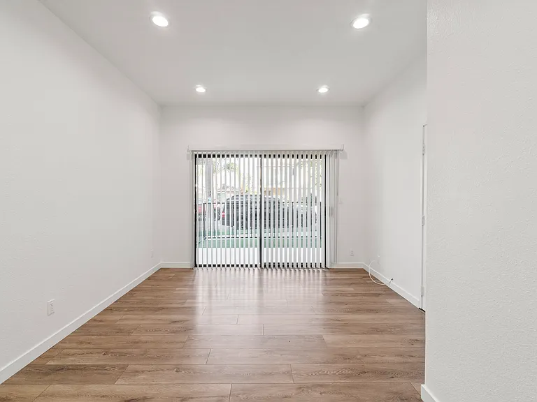 1410 Coronado Ave #1 — Photo 12