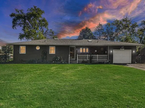 3023 Edgewood St, Portage, IN 46368