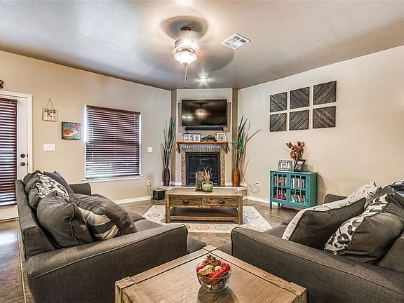 5th image of 11206 Redstone Wash Pl