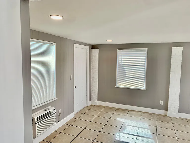 5002 Parker Ave — Photo 13
