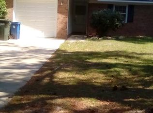 1907 Wordsworth Dr, Fayetteville, NC 28304