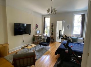 139 W 69th St #6N, New York, NY 10023