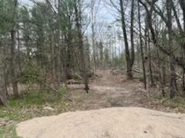 Barnes Rd, Muskegon, MI 49442