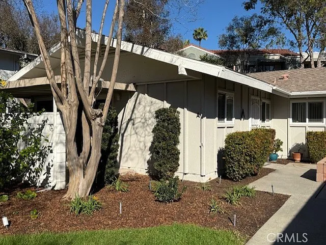2 bed, 953 sqft, $3,350 — Photo 2