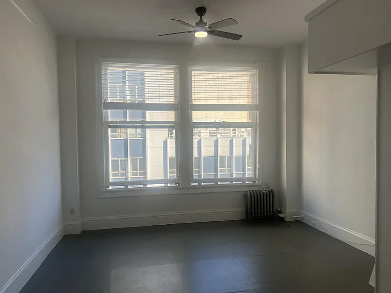 1005 Market St #410 — Photo 3