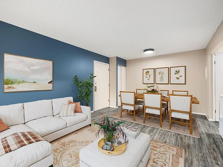 Woods + Meadow Apartments — Photo 9