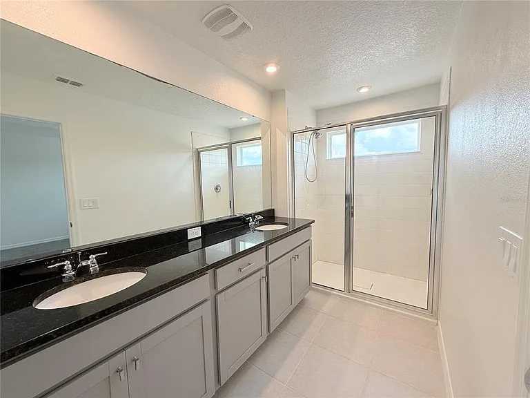 16527 Prairie School Dr — Photo 32