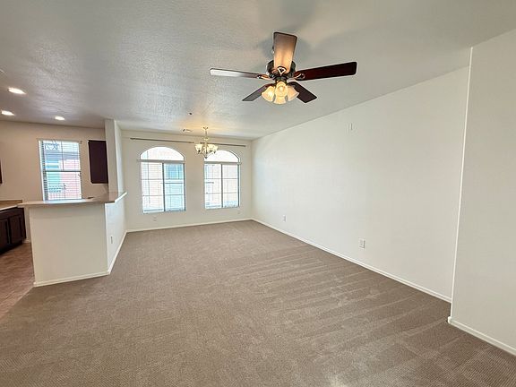 4th image of 240 W Juniper Ave Unit 1027