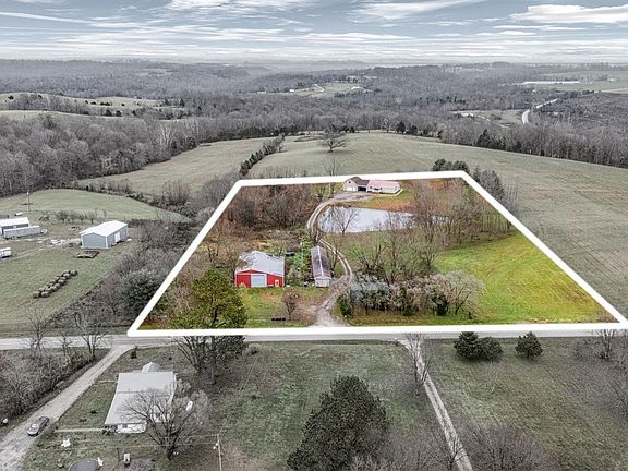 2nd image of 238 Sunfish Rd