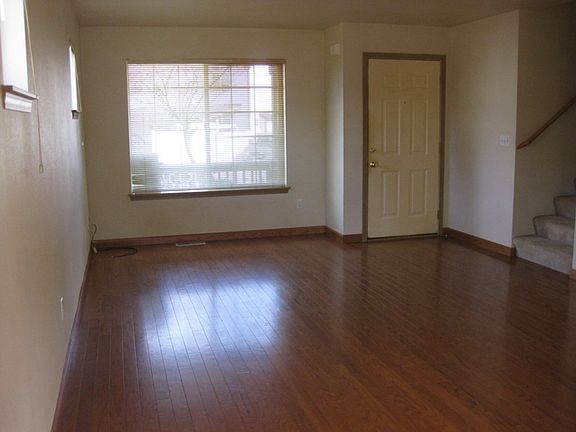 2nd image of 2934 56th Ave NE