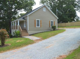 307 Hill St, Easley, SC 29640