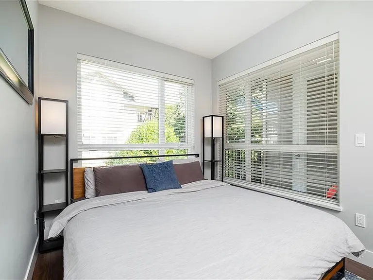 2473 Atkins Ave #308 — Photo 7