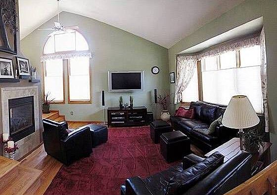 2nd image of 812 W Tamarisk St