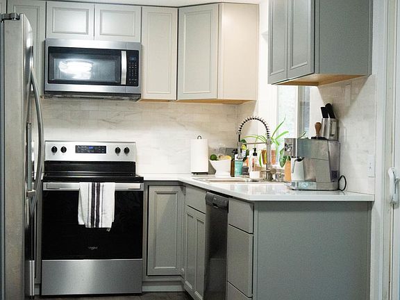 2nd image of 11618 111th Ave E #11620