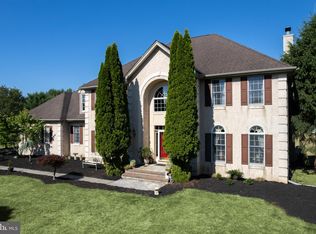 3 Hannah Mount Dr, Millstone Township, NJ 08510