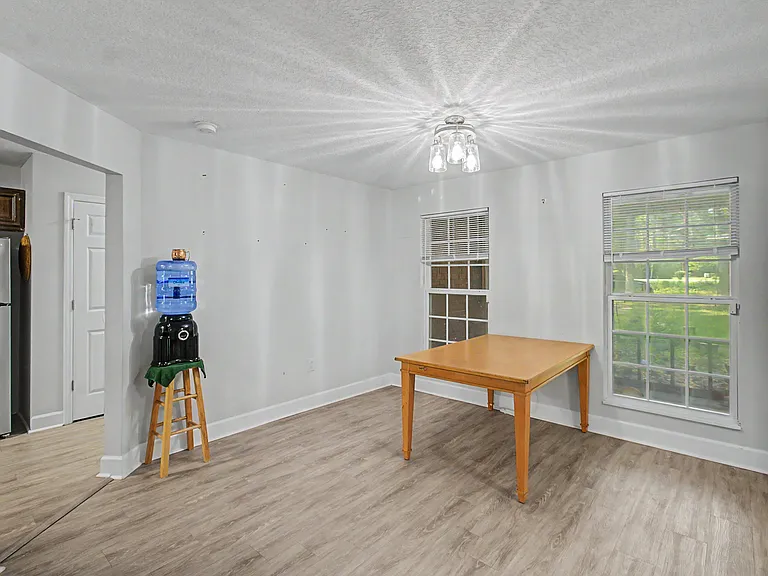 10179 Highway 196 W — Photo 5