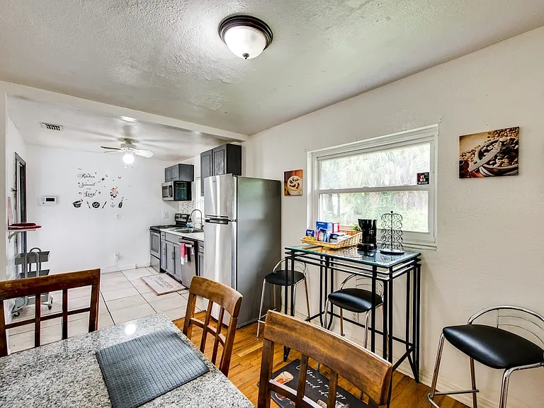 720 N Woodward Ave — Photo 4