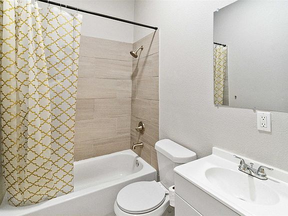 5th image of 5524 Junius St