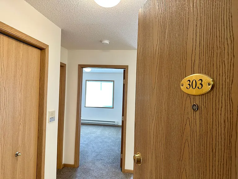 Pointe West II — Photo 24