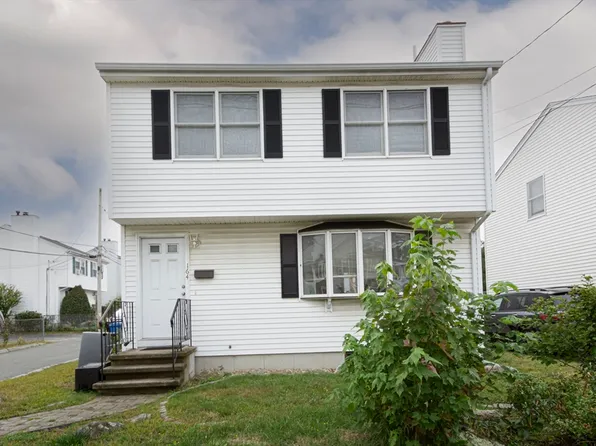 164 Grove St, Waltham, MA 02453