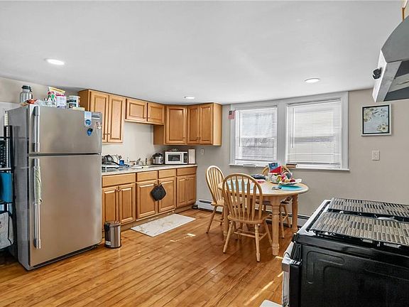 3rd image of 100 Pond St