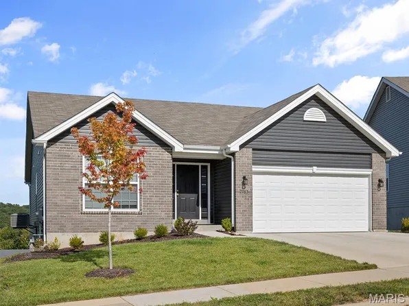 5649 Sun Bear Dr, House Springs, MO 63051