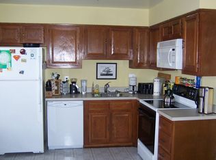 2937 Waterford Ct, Vienna, VA 22181