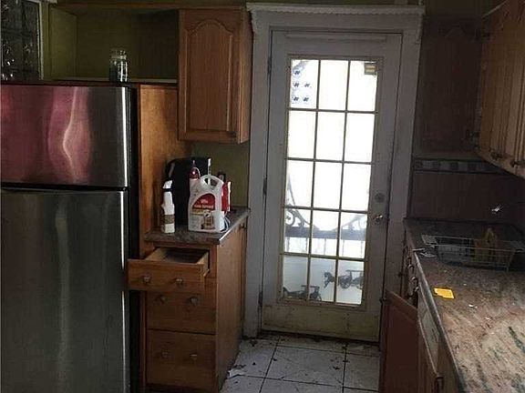 4th image of 3 Winchester Dr