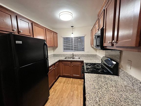 3rd image of 4626 Bancroft St APT 6