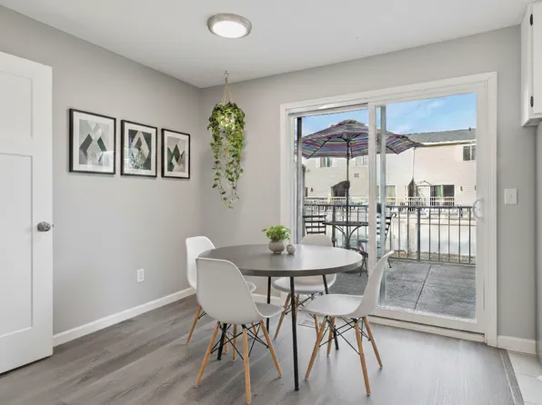 1479 Goodwin Ave N, Oakdale, MN 55128