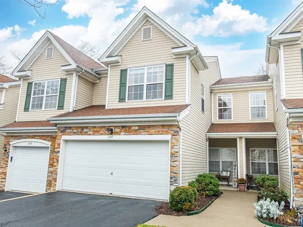 264 Ridge Dr, Pompton Lakes, NJ 07442