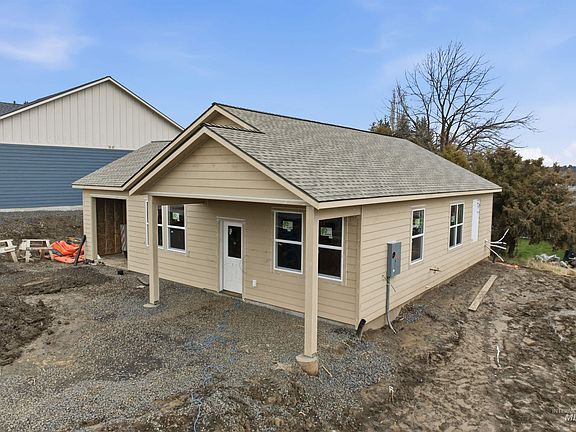 2nd image of 1512 Roxbury