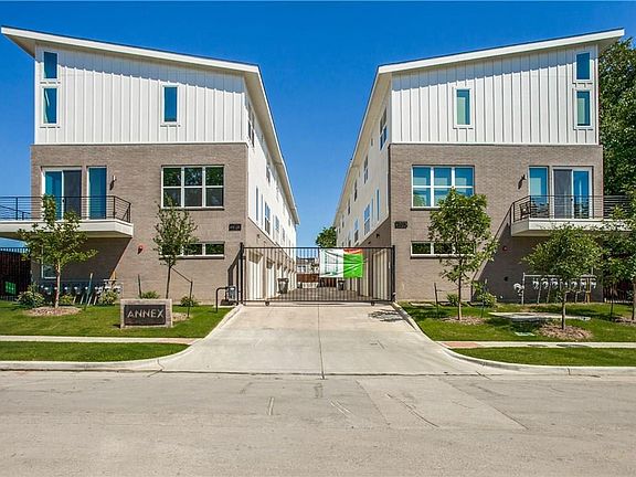 2nd image of 4620 Munger Ave #102