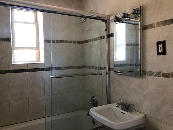 3rd image of 2465 John Fitzgerald Kennedy Blvd #6Y