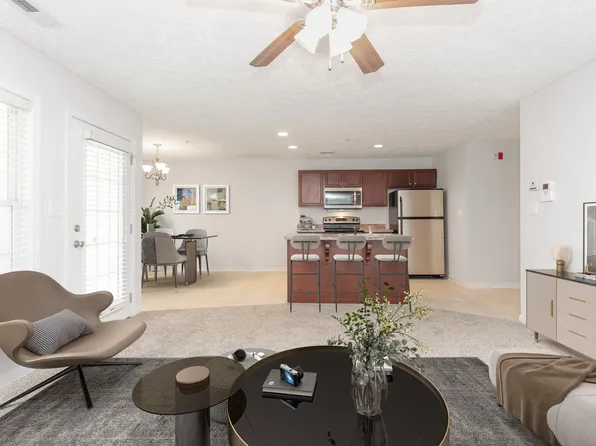 Village Chase Apartments