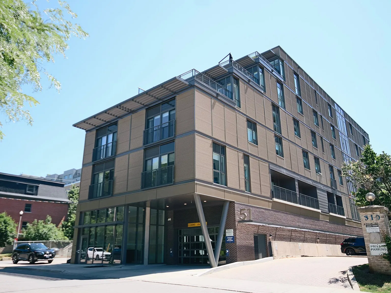 51 David St Kitchener — Photo 3
