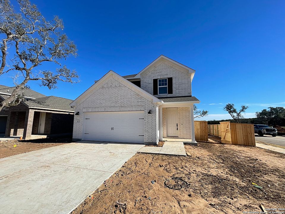 1st image of 433 Possumhaw Ln.