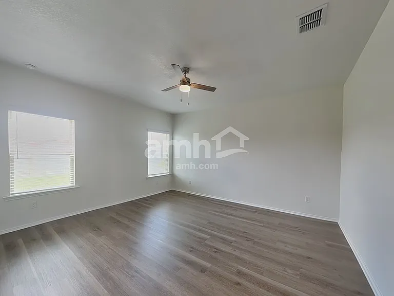 119 Laurel Grace Ln — Photo 8