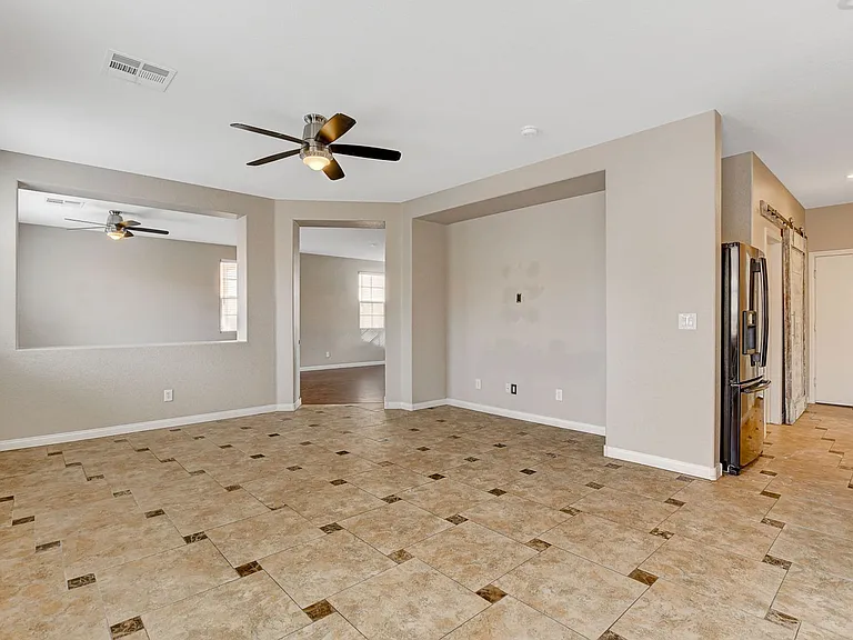 66 Archer Glen Ave — Photo 8