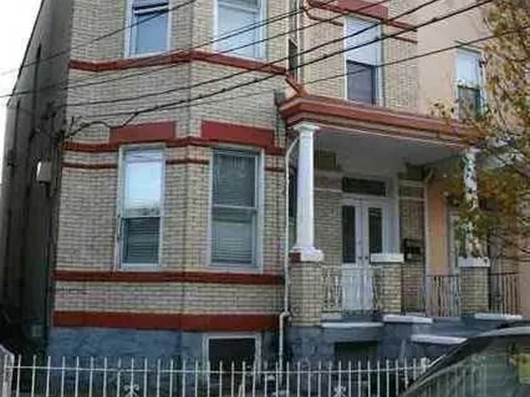 223 72nd St, North Bergen, NJ 07047