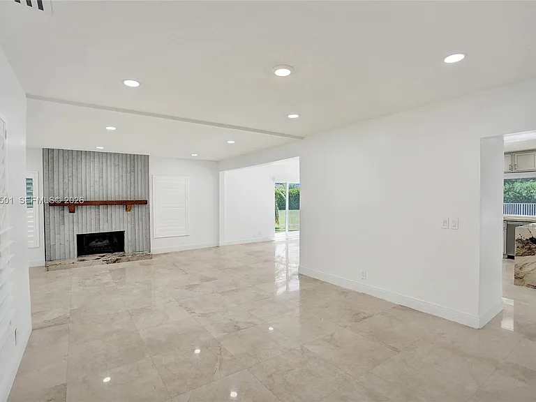 4024 Frances Dr — Photo 22