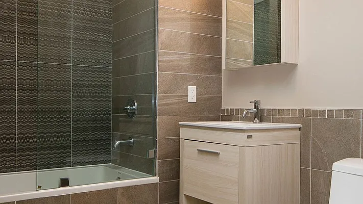 Rented by Nooklyn NYC LLC | media 6
